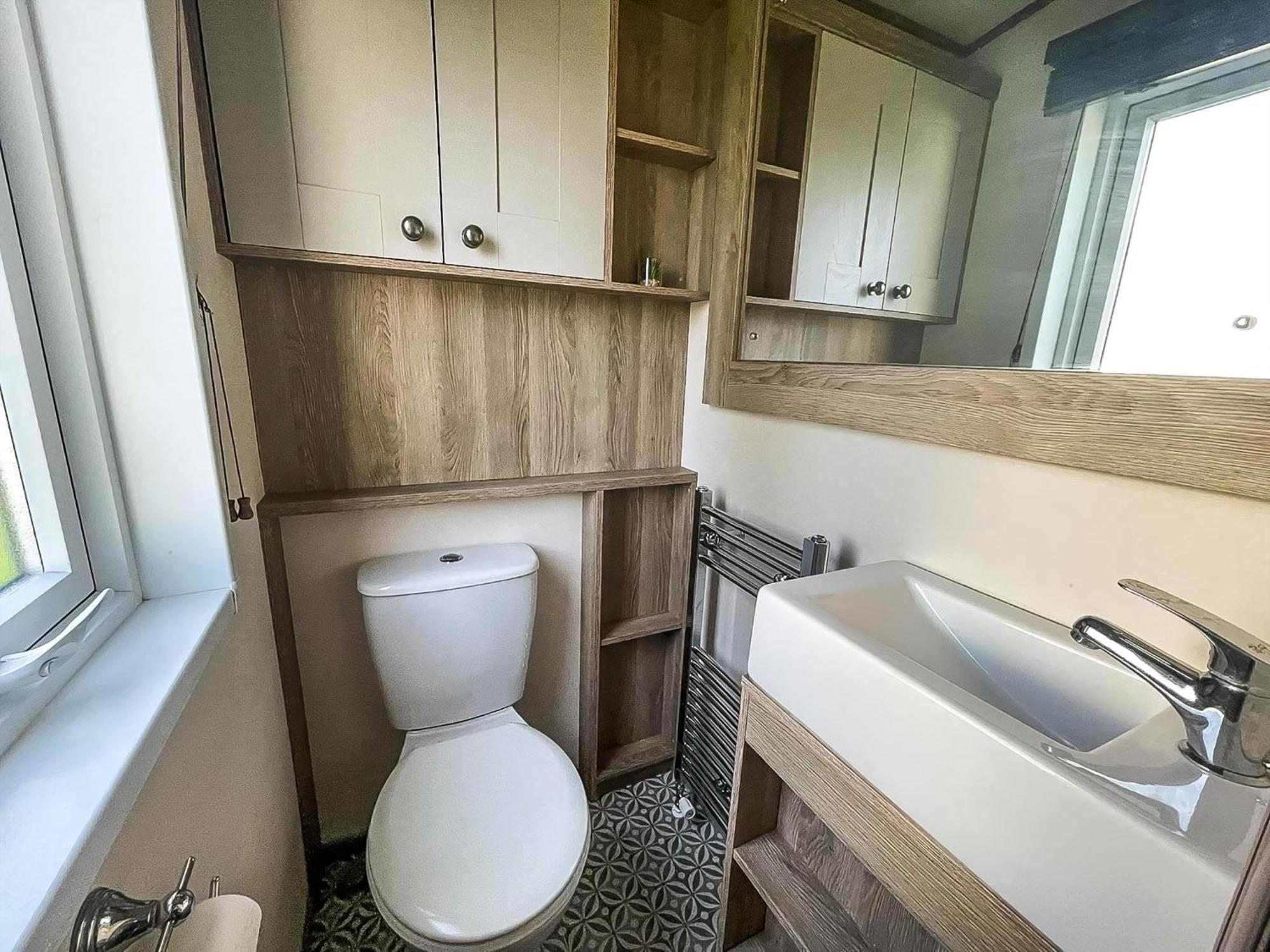 Stunning 8 Berth Caravan With Decking At Kessingland Beach Ref 90017D Benacre Екстер'єр фото